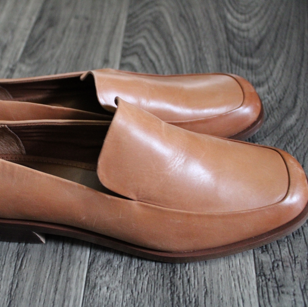 Size 7.5 Franco Sarto womens loafer shoes